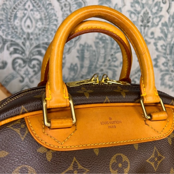 Sold - Picture 2 of 16